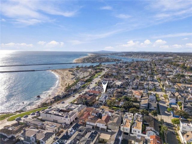 209 Narcissus Avenue, Corona Del Mar, CA 92625