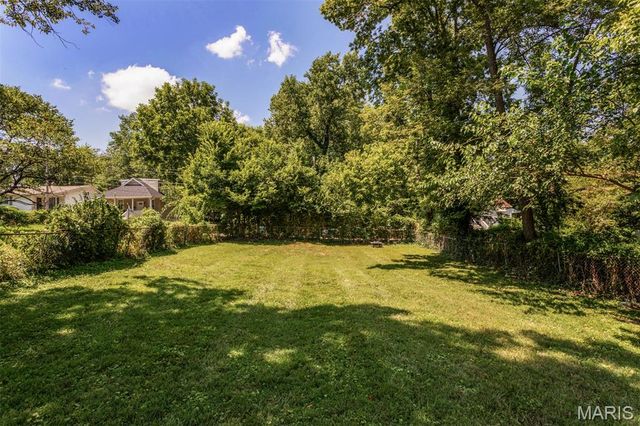 2431 Gass Avenue, Overland, MO 63114