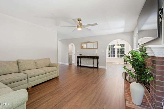 1521 Park Ridge Way, Raleigh, NC 27614