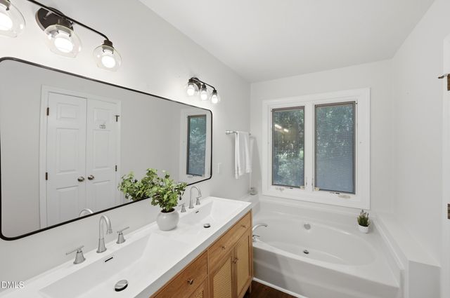 1521 Park Ridge Way, Raleigh, NC 27614