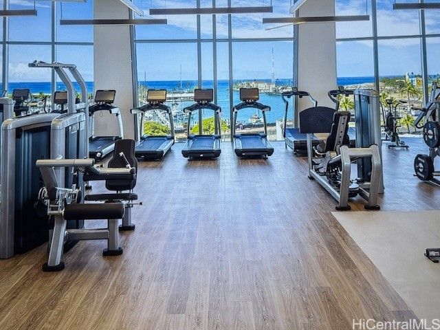 1000 Auahi Street 403, Honolulu, HI 96814