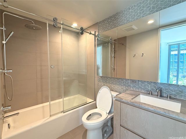 1000 Auahi Street 403, Honolulu, HI 96814