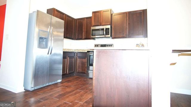 813 Blue Hill Lane, Atlanta, GA 30349