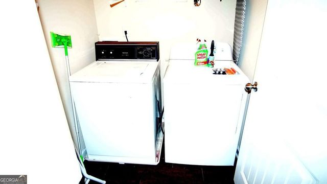 813 Blue Hill Lane, Atlanta, GA 30349