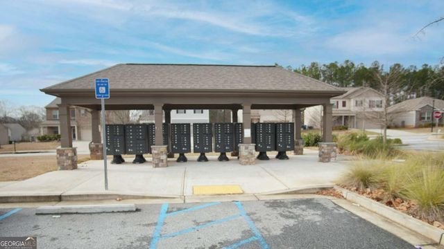 813 Blue Hill Lane, Atlanta, GA 30349