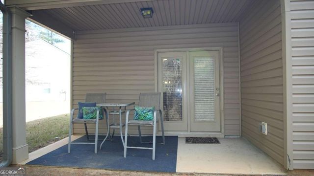 813 Blue Hill Lane, Atlanta, GA 30349