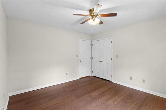 6154 Wildflower LN, Hayes, VA 23072