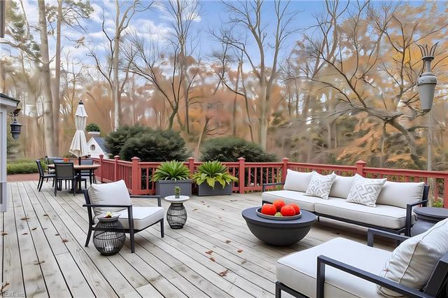 6154 Wildflower LN, Hayes, VA 23072