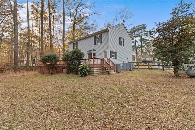 6154 Wildflower LN, Hayes, VA 23072