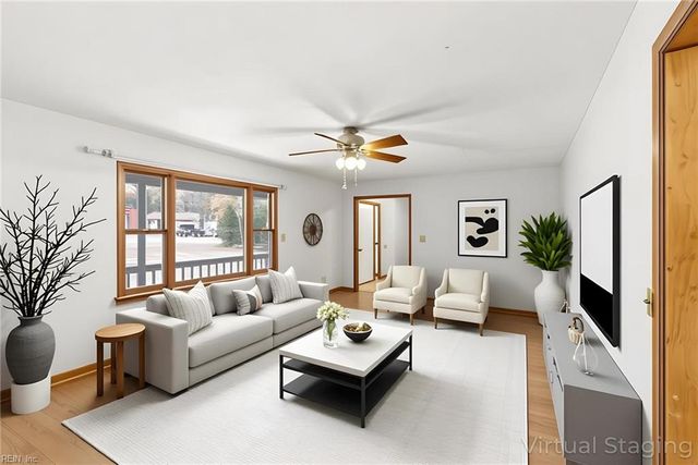 6154 Wildflower LN, Hayes, VA 23072