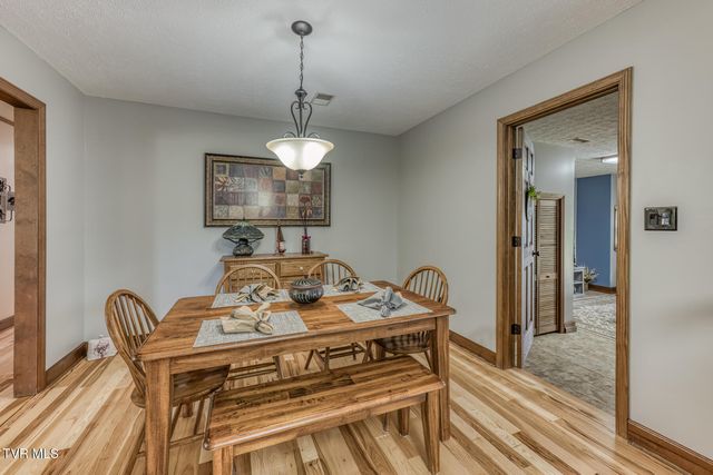 3408 Manchester Lane, Johnson City, TN 37601