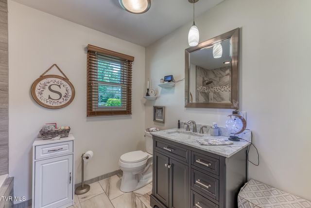 3408 Manchester Lane, Johnson City, TN 37601