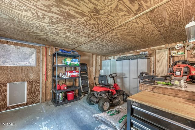 3408 Manchester Lane, Johnson City, TN 37601