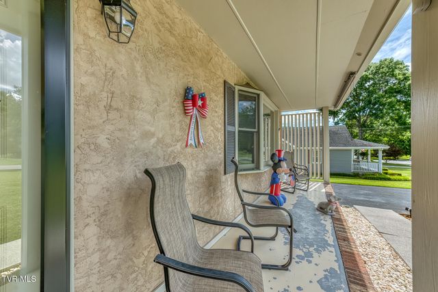 3408 Manchester Lane, Johnson City, TN 37601