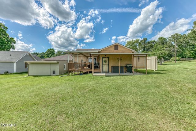 3408 Manchester Lane, Johnson City, TN 37601