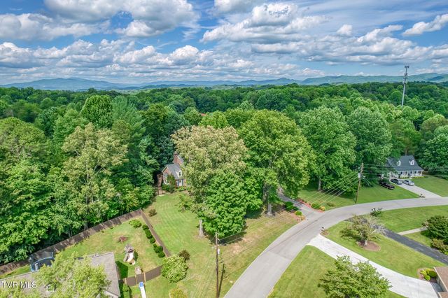 3408 Manchester Lane, Johnson City, TN 37601