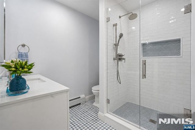 23 Bradford Street, Glen Rock, NJ 07452