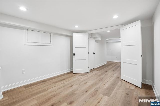 23 Bradford Street, Glen Rock, NJ 07452