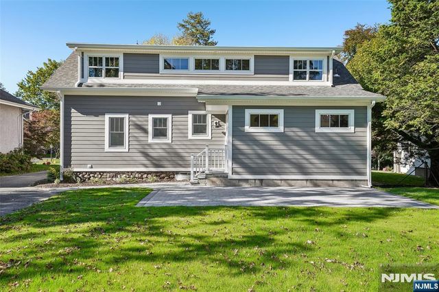 23 Bradford Street, Glen Rock, NJ 07452