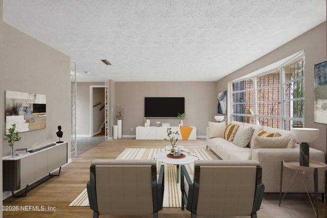 8648 HOWELL Drive, Jacksonville, FL 32208