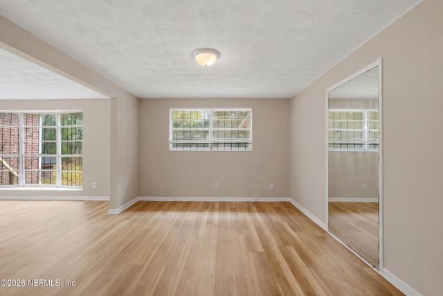 8648 HOWELL Drive, Jacksonville, FL 32208