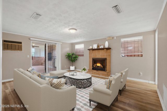 8648 HOWELL Drive, Jacksonville, FL 32208