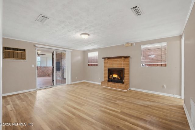 8648 HOWELL Drive, Jacksonville, FL 32208