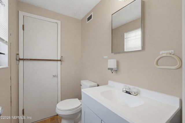 8648 HOWELL Drive, Jacksonville, FL 32208