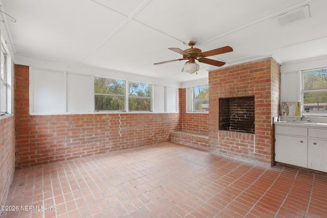 8648 HOWELL Drive, Jacksonville, FL 32208