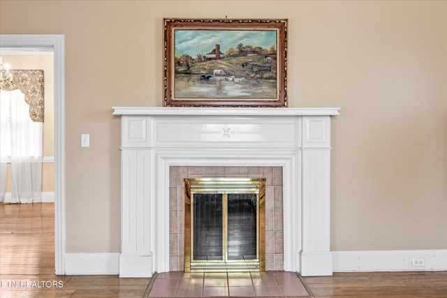 307 N Burn Rd, Niota, TN 37826