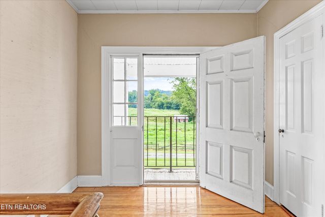 307 N Burn Rd, Niota, TN 37826