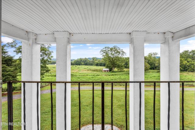 307 N Burn Rd, Niota, TN 37826