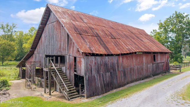 307 N Burn Rd, Niota, TN 37826