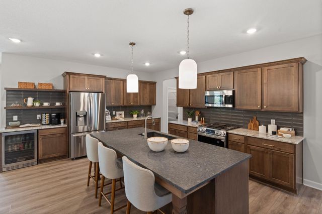 1958 Woods Point, Waconia, MN 55387