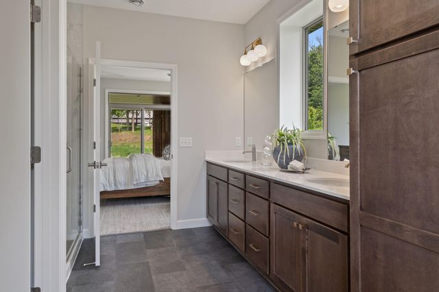 1958 Woods Point, Waconia, MN 55387