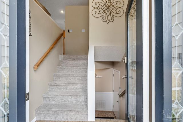 8089 Baywind Cir, Pensacola, FL 32514