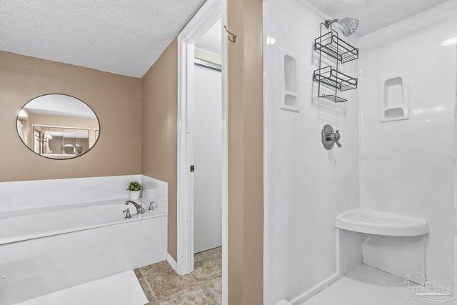 8089 Baywind Cir, Pensacola, FL 32514