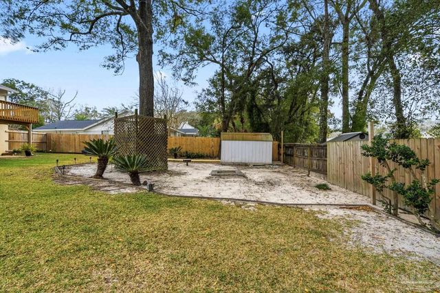 8089 Baywind Cir, Pensacola, FL 32514