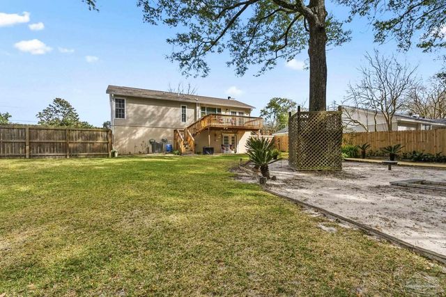 8089 Baywind Cir, Pensacola, FL 32514