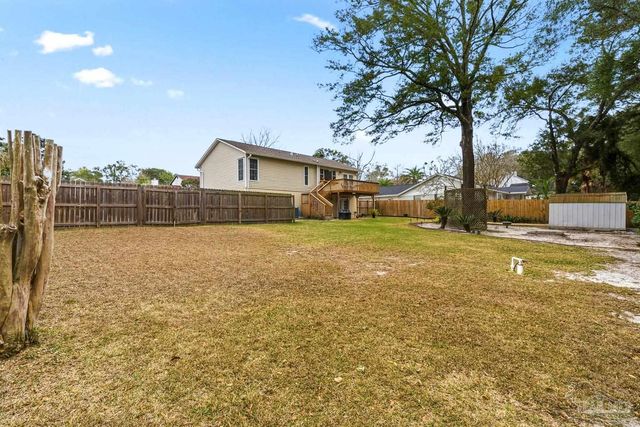 8089 Baywind Cir, Pensacola, FL 32514