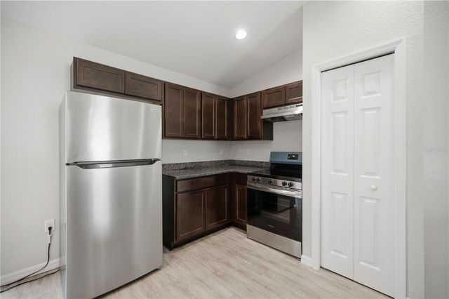 2824 SW 161ST LOOP, Ocala, FL 34473