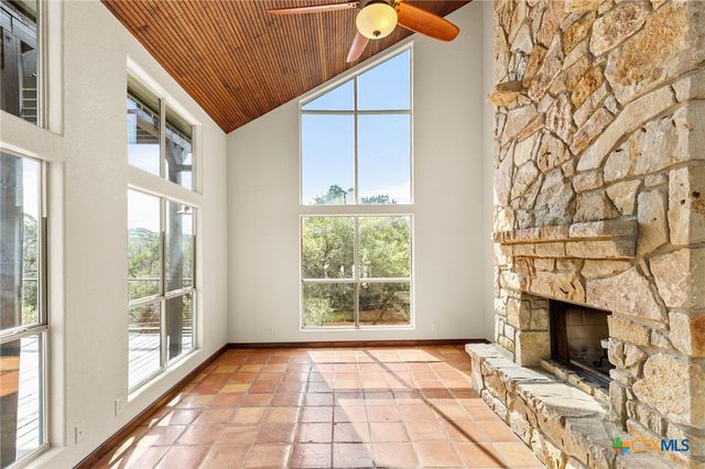 1815 Lakeside Drive, Canyon Lake, TX 78133