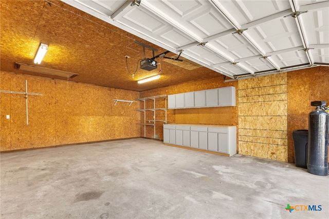 1815 Lakeside Drive, Canyon Lake, TX 78133