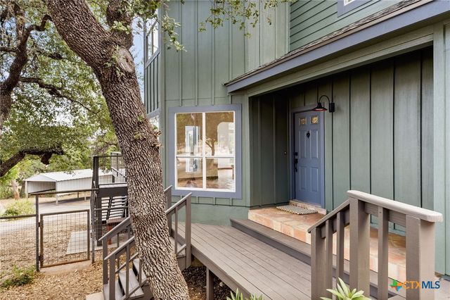 1815 Lakeside Drive, Canyon Lake, TX 78133