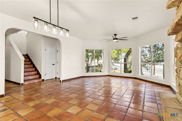 1815 Lakeside Drive, Canyon Lake, TX 78133