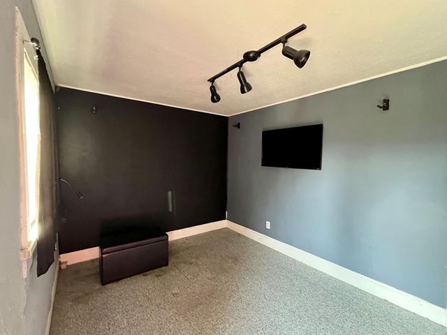1418 Johnson Avenue, Klamath Falls, OR 97601