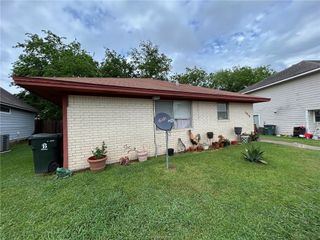 1913 Pine Tree Drive A, Bryan, TX 77802