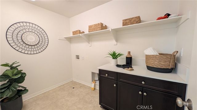 6341 Waterstone, Fontana, CA 92336