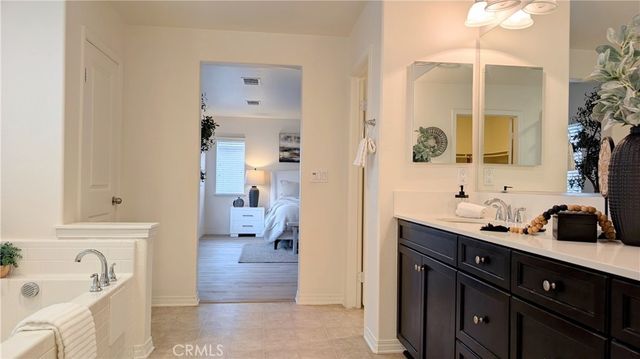 6341 Waterstone, Fontana, CA 92336