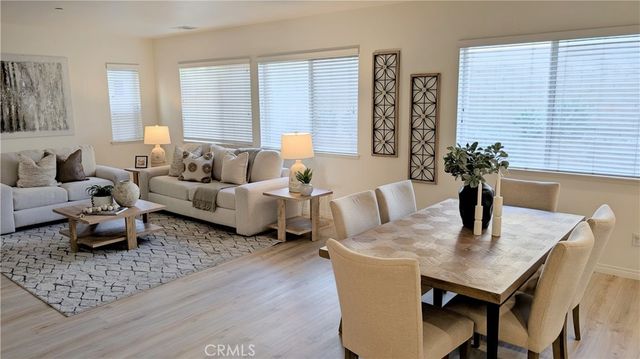 6341 Waterstone, Fontana, CA 92336